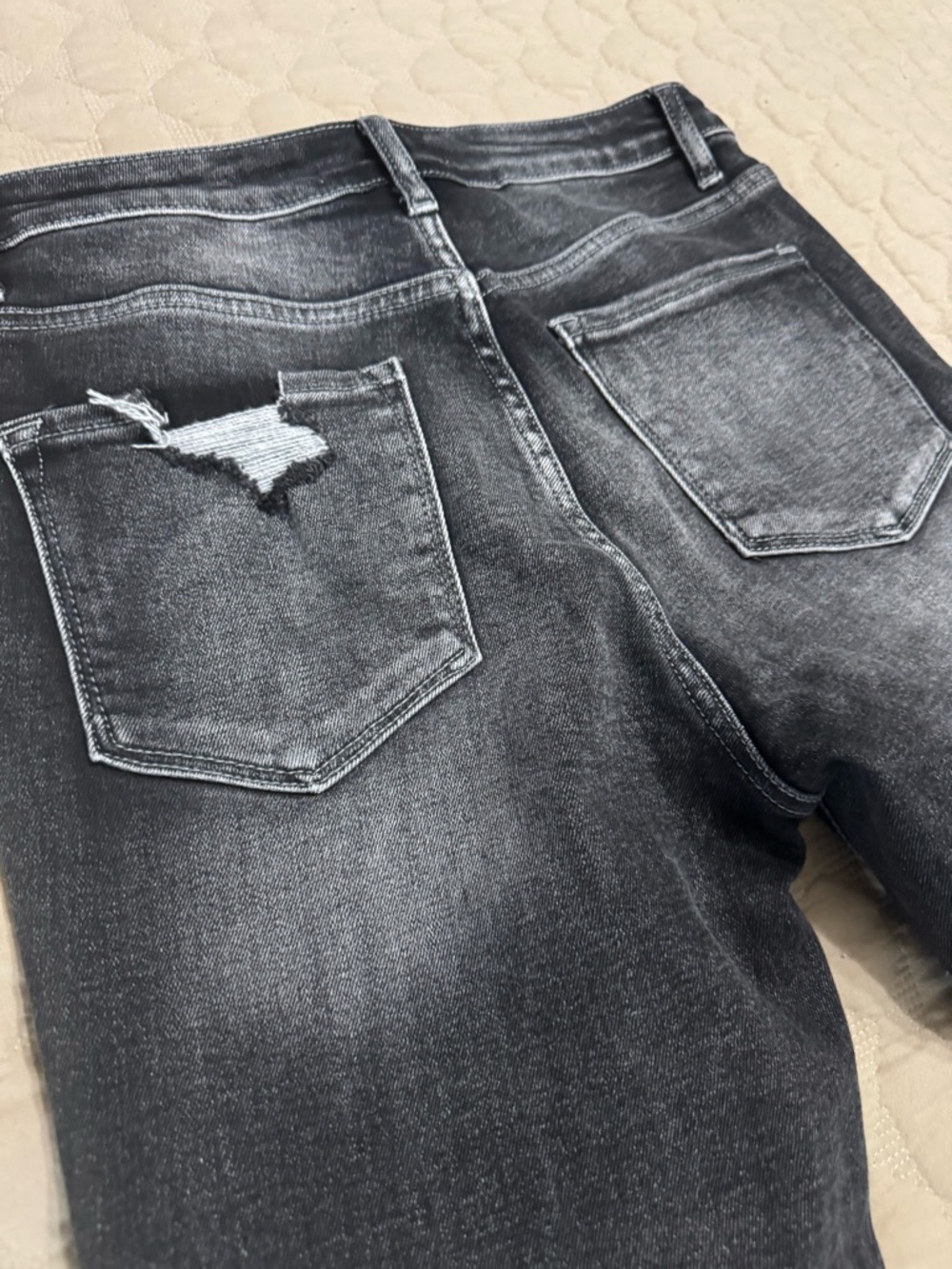 Vervet High-Rise Distressed Skinny Jeans in Washed Black 29 - Picture 7 of 8